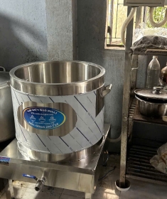 Nồi Hầm Xương 200 Lít Bằng Điện Bảo Phát: Giải Pháp Cho Bếp Ăn Quy Mô Lớn
