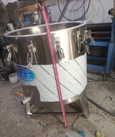 Nồi Hầm Áp Suất 200L: Giải Pháp Tối Ưu Chi Phí Cho Bếp Ăn Quy Mô Lớn