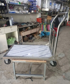 Xe đẩy hàng inox Bảo Phát tại Hồ Chí Minh