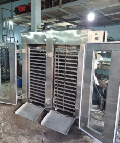 Tủ sấy bằng điện – Thiết bị sấy khô hiện đại với Nồi Điện Bảo phát