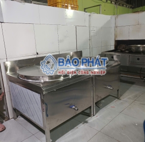 Nồi Luộc Inox 200 Lít Công Nghiệp: Giải Pháp "Khổng Lồ" Cho Bếp Ăn Quy Mô Lớn