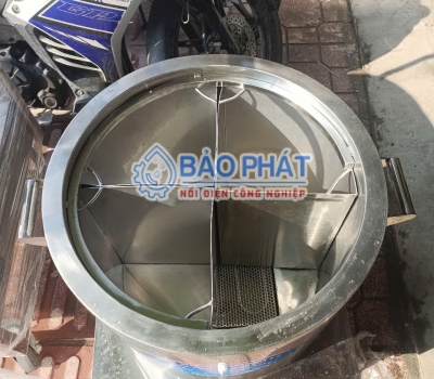 Xu Hướng Bếp Sạch 2026: Quán Bún Bò, Bún Riêu Đồng Loạt Chuyển Sang Nồi Điện 3 Ngăn